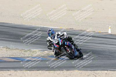 media/Dec-07-2025-CVMA (Sun) [[3e7d2de5dc]]/Race 10-Formula 40 Open/